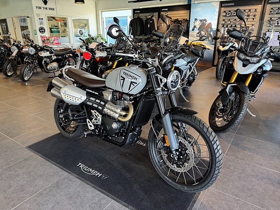 Triumph Scrambler 1200 X Ash Grey prissänkt 15.000:-
