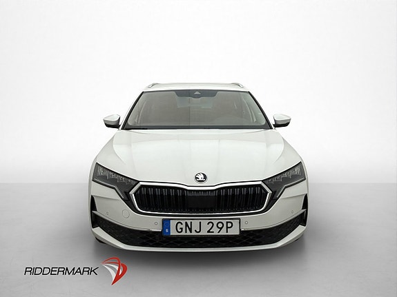 Skoda Octavia 2 of 5