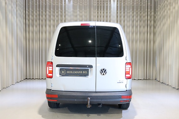 Volkswagen Caddy Maxi 11 of 23