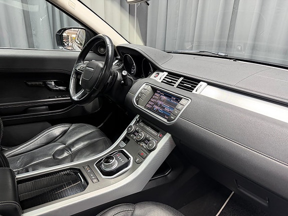 Land Rover Range Rover Evoque 13 of 19