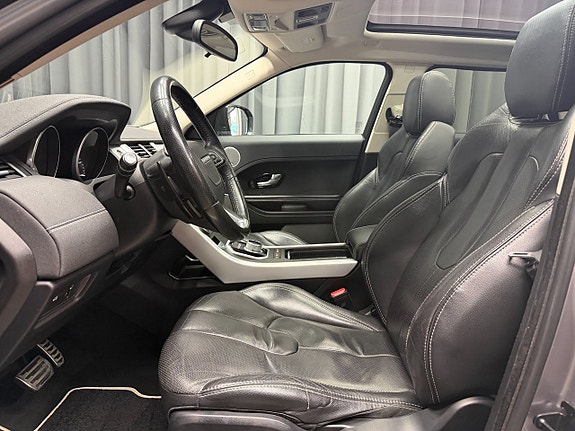 Land Rover Range Rover Evoque 12 of 19