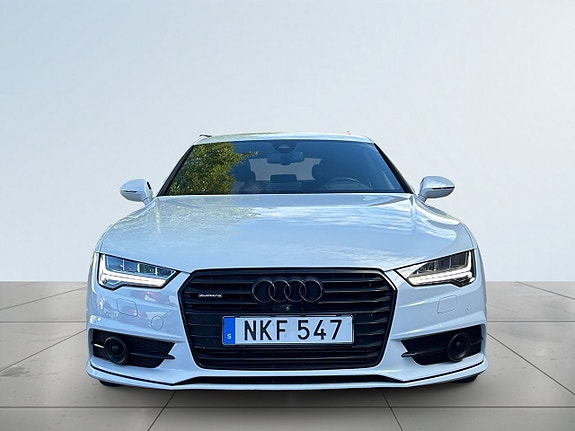 Audi A7 2 of 24