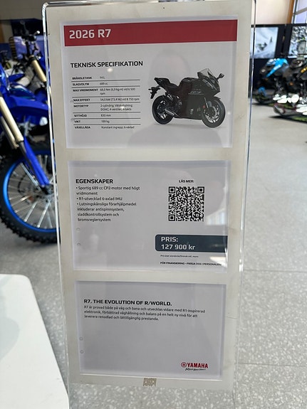 Yamaha R7 4 of 4