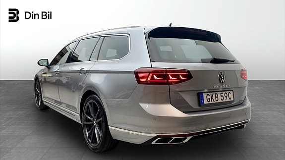 Volkswagen Passat 3 of 5