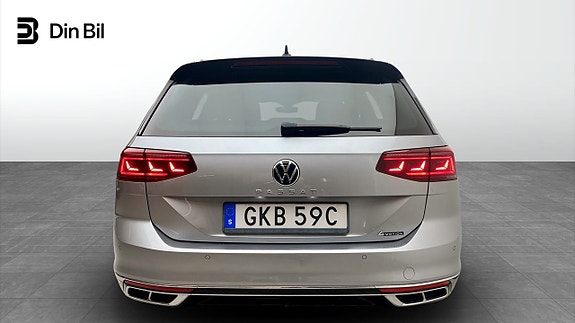 Volkswagen Passat 5 of 5
