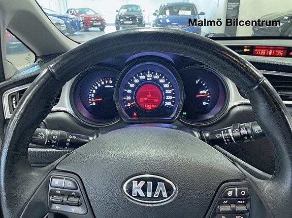 Kia Ceed 15 of 17
