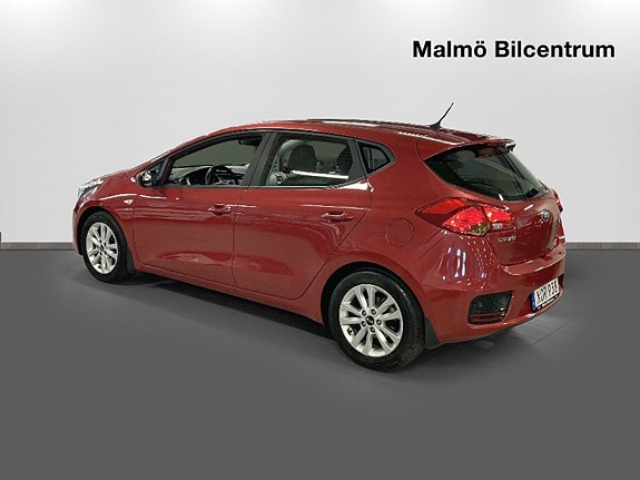 Kia Ceed 2 of 17