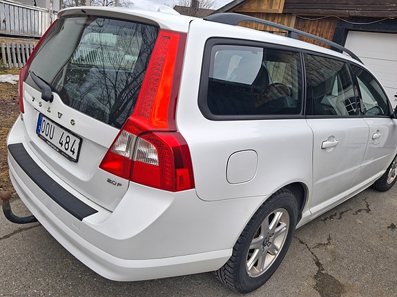 Volvo V70 5 of 5