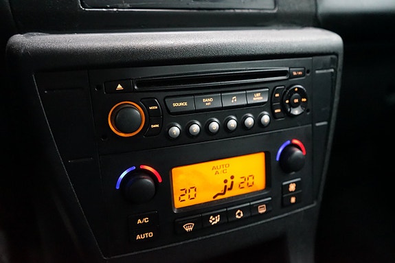 Citroen C4 12 of 13