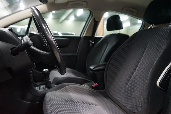 Citroen C4 10 of 13