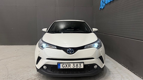 Toyota C-HR 9 of 30