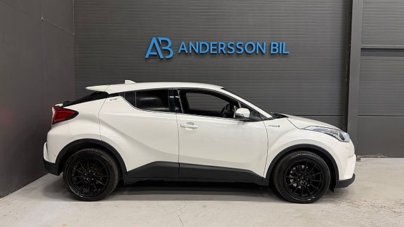 Toyota C-HR 5 of 5
