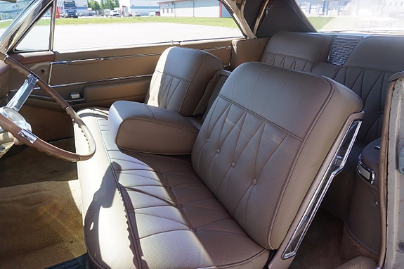 Cadillac Convertible 15 of 22