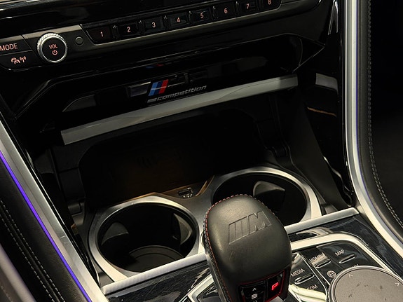 BMW M8 30 of 30