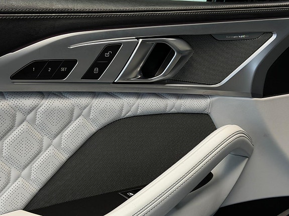 BMW M8 17 of 30