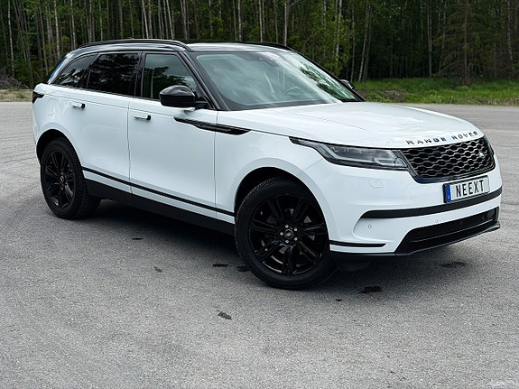 Land Rover Range Rover Velar 8 of 30