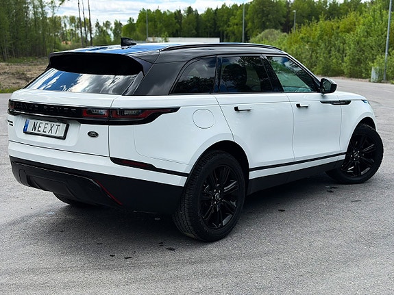 Land Rover Range Rover Velar 6 of 30