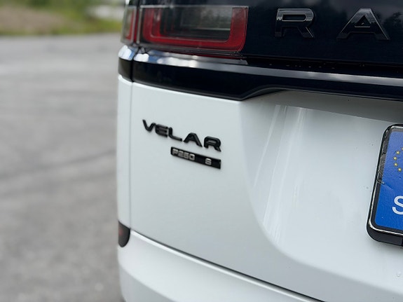 Land Rover Range Rover Velar 5 of 5