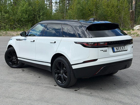 Land Rover Range Rover Velar 3 of 5