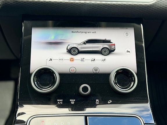 Land Rover Range Rover Velar 29 of 30