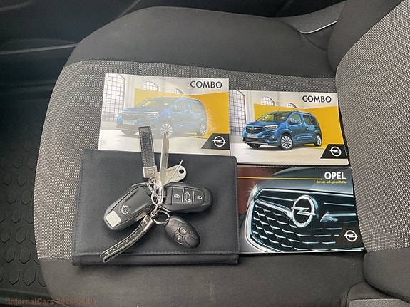 Opel Combo 18 of 24