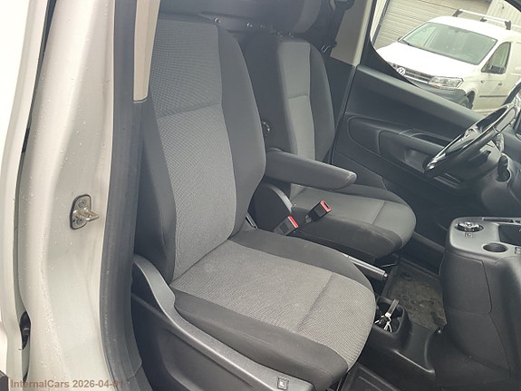 Opel Combo 17 of 24