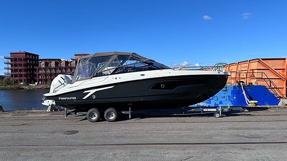 Finnmaster T9 med Yamaha 2x300 inkl Joystick -2022 2 of 30
