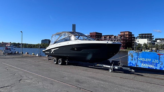Finnmaster T9 med Yamaha 2x300 inkl Joystick -2022 3 of 30