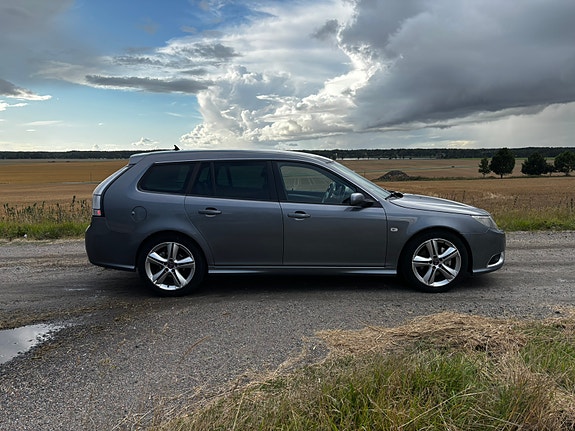 Saab 9-3 4 of 16