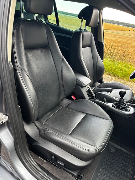 Saab 9-3 11 of 16