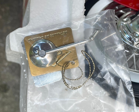 Product image 7 of 8