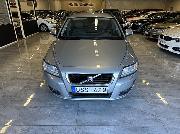 Volvo V50 10 of 19