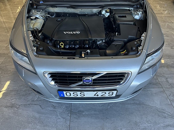Volvo V50 11 of 19