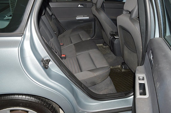 Volvo V50 16 of 19