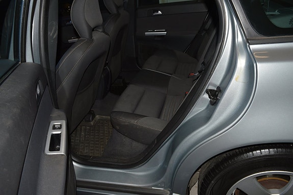 Volvo V50 17 of 19