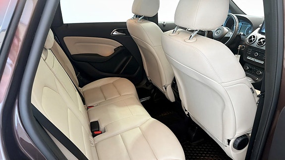 Mercedes-Benz B-Klass 5 of 5