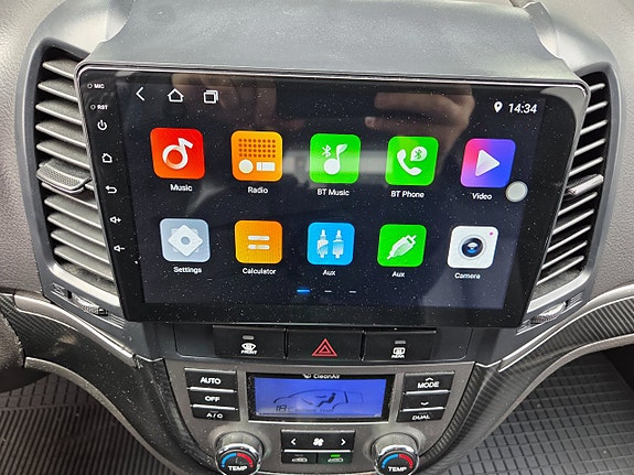 Hyundai Santa Fe 21 of 21