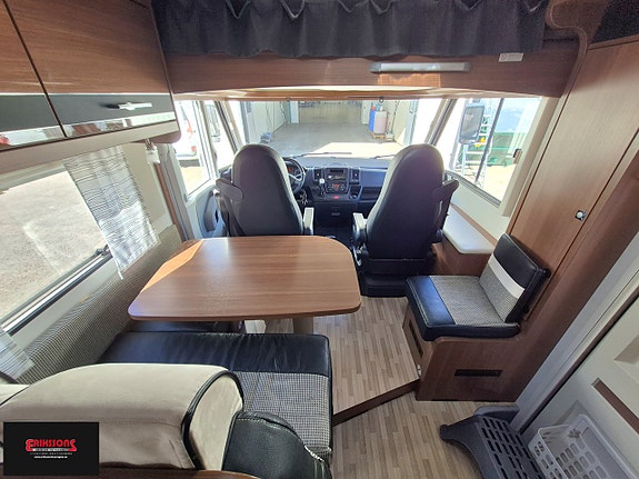 LMC I745 2 of 11
