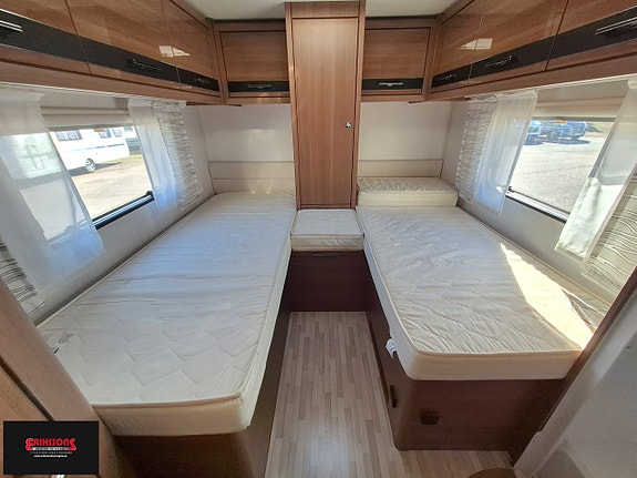 LMC I745 5 of 11