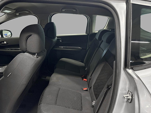 Peugeot 3008 9 of 15