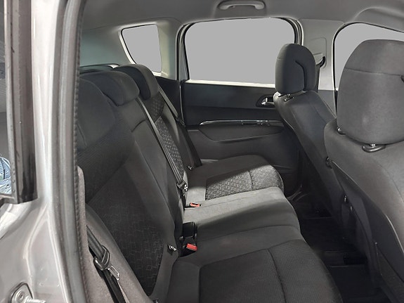 Peugeot 3008 11 of 15