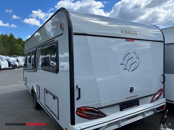 Knaus SÜDWIND BLACK SELECTION 580 UK 3 of 23
