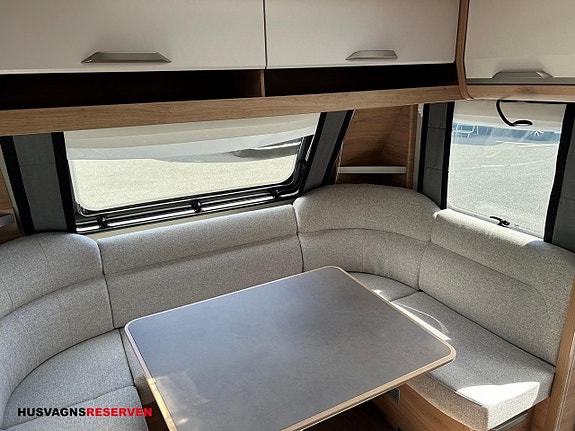 Knaus SÜDWIND BLACK SELECTION 580 UK 23 of 23
