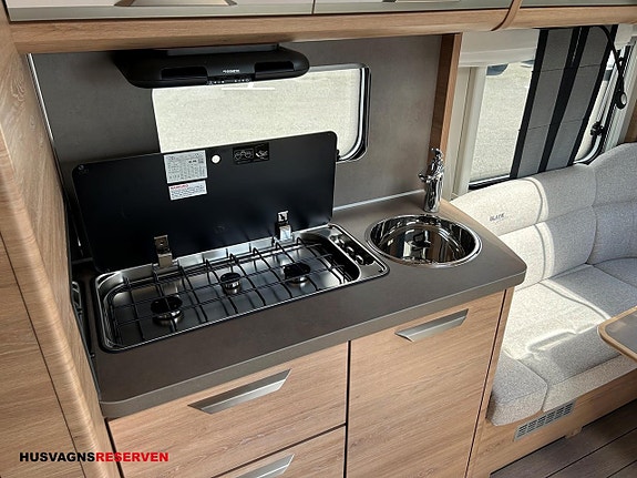 Knaus SÜDWIND BLACK SELECTION 580 UK 22 of 23