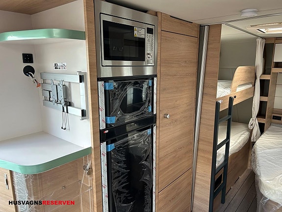Knaus SÜDWIND BLACK SELECTION 580 UK 14 of 23