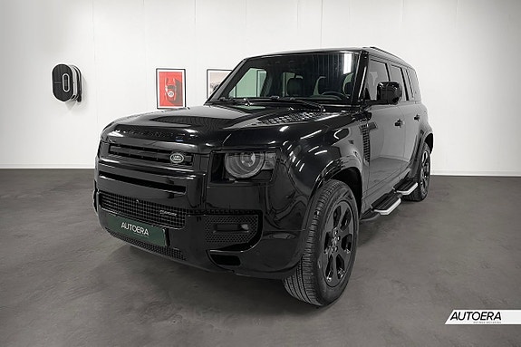 Land Rover Defender 110 3 of 5