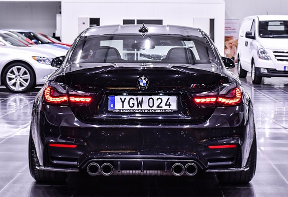 BMW M4 8 of 28