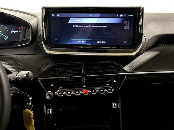 Peugeot 2008 12 of 19