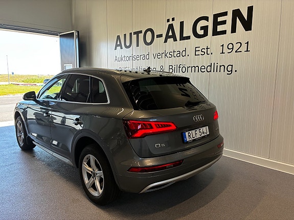 Audi Q5 4 of 5