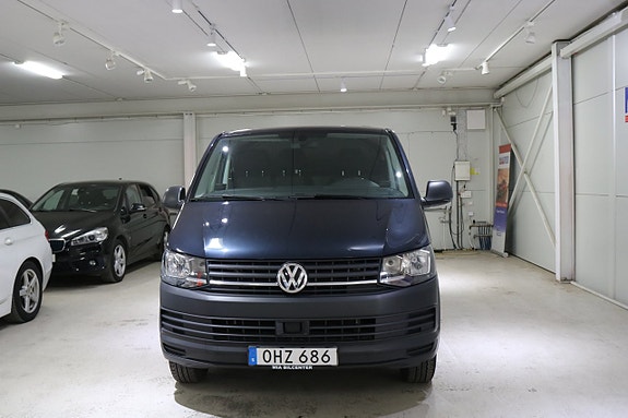 Volkswagen Transporter 3 of 5